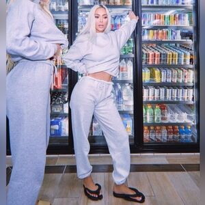 SKIMS cotton fleece jogger sweatpants red burgundy oxblood cotton blend size L